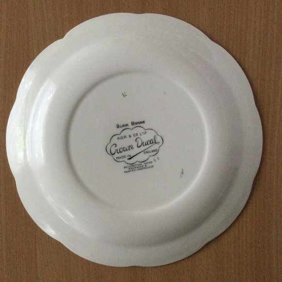 Vintage Crown Ducal Blink Bonnie AGR &Co hand engraved  hand painted underglaze - Picture 5 of 5